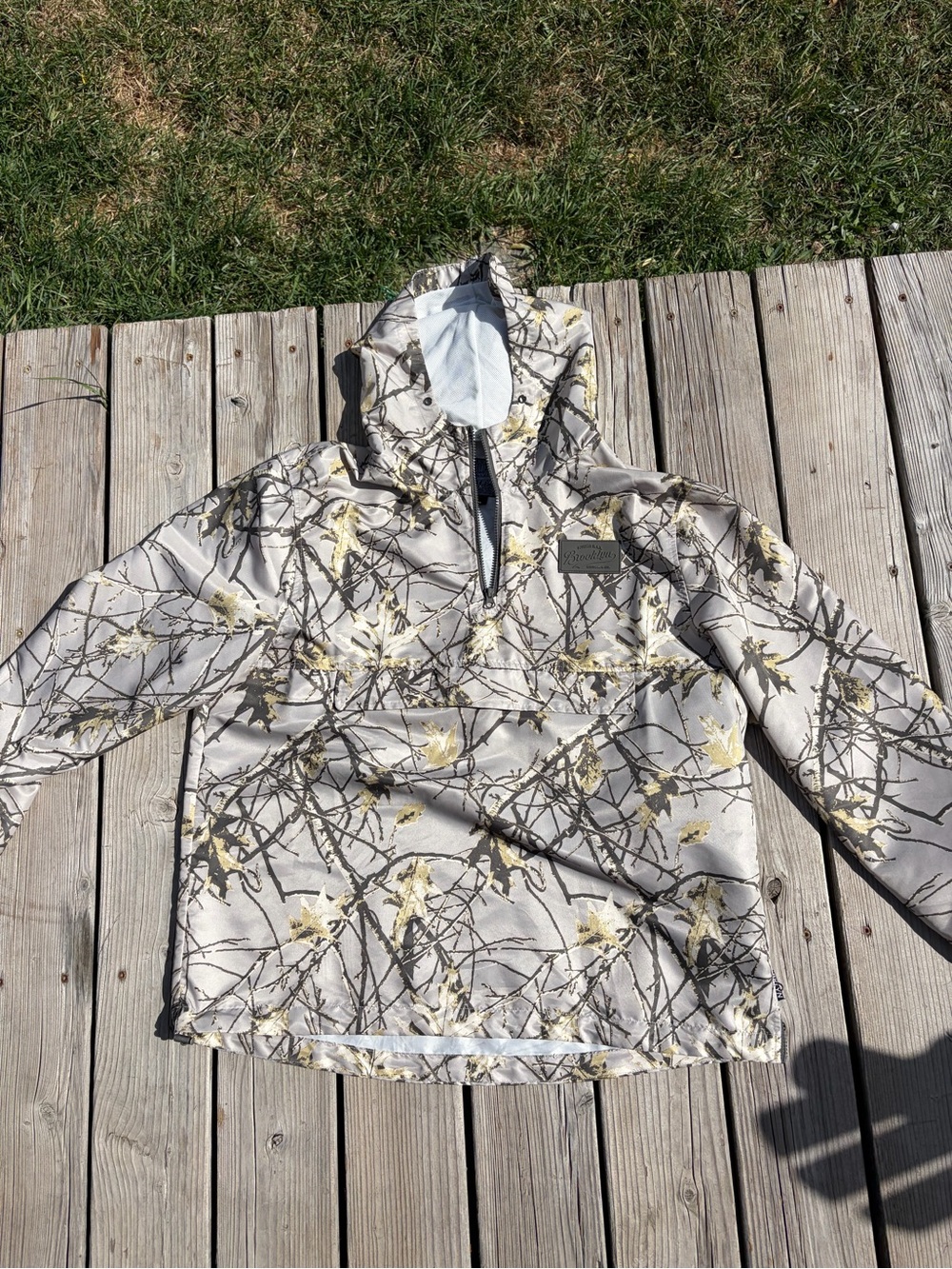 Brooklyn Cloth Men’s Camo Hooded Anorak - Light Gray & Yellow